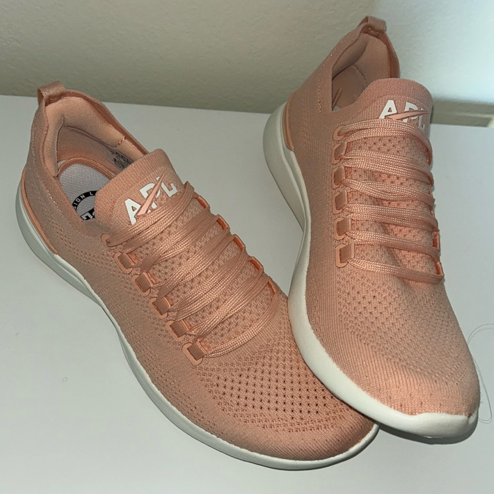 APL techloom breeze athletic shoes, size 8, new spring!